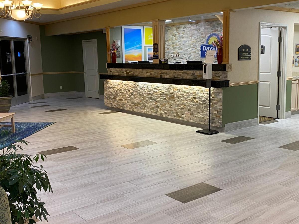 Days Inn By Wyndham Pentwater Dış mekan fotoğraf