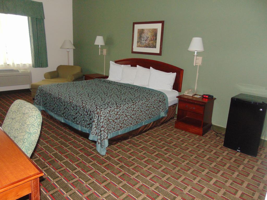 Days Inn By Wyndham Pentwater Dış mekan fotoğraf