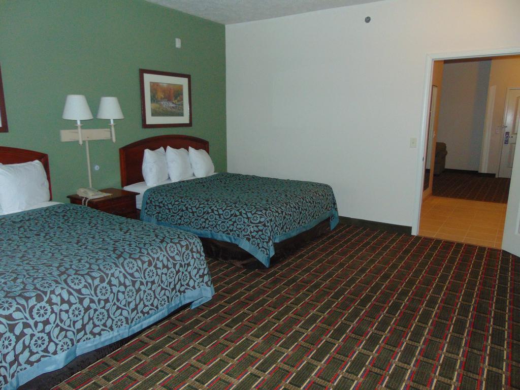 Days Inn By Wyndham Pentwater Dış mekan fotoğraf
