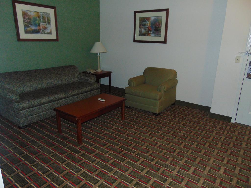 Days Inn By Wyndham Pentwater Dış mekan fotoğraf
