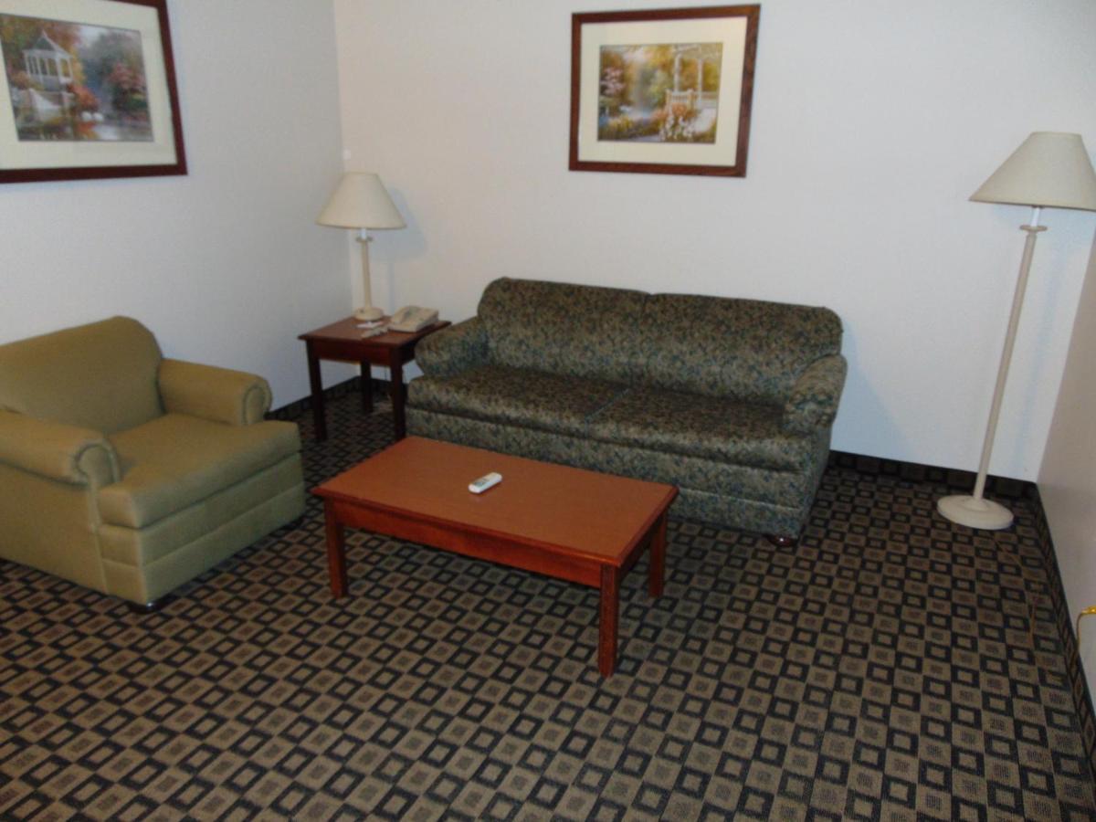 Days Inn By Wyndham Pentwater Oda fotoğraf